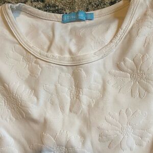 White Allie Tee from JMcLaughlin size small like new!